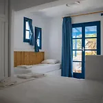 Aeraki Apartment *