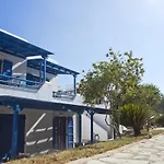 Aeraki Apartment *